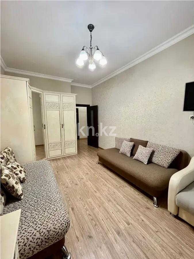 Продажа 3-комнатной квартиры, 100 м², пр. Мангилик Ел, дом  22 - Продажа квартир в Казахстане фото 1 из 4