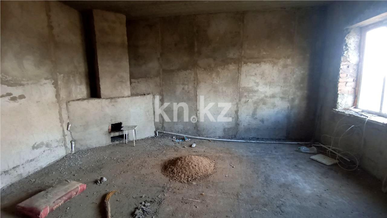 Продажа 4-комнатного дома, 232 м² - Аренда квартир помесячно в Актобе фото 11 из 20