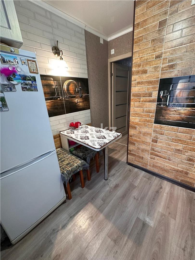 Продажа 2-комнатной квартиры, 48 м², мкр-н 22 в Караганде - фото 6