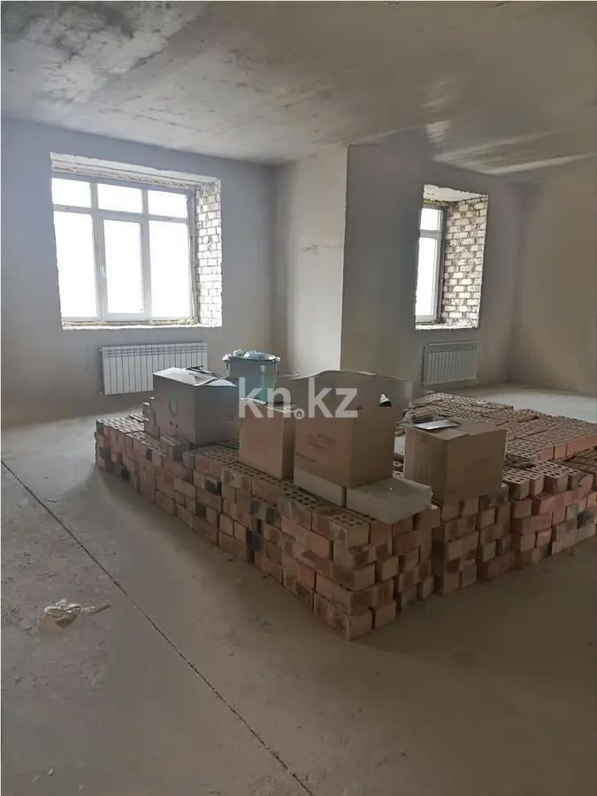 Продажа 4-комнатной квартиры, 115 м² - Продажа четырехкомнатных квартир в кирпичном доме в Караганде фото 2 из 2