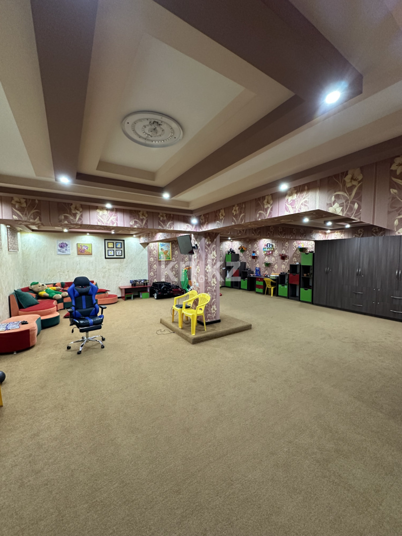 Продажа дома, 1070 м², ул. Алтынсарина, дом  24 - Продажа домов, коттеджей в Казахстане фото 14 из 25