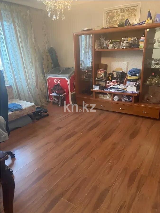 Продажа 4-комнатной квартиры, 76 м² в Караганде