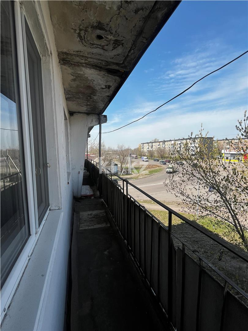 Продажа 4-комнатной квартиры, 80 м², мкр-н 16 - Продажа  четырехкомнатных квартир в Караганде фото 15 из 16