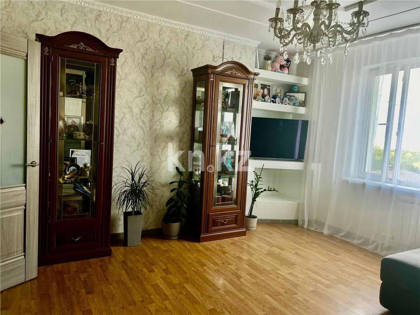 Продажа 2-комнатной квартиры, 65 м², пр. Шахтеров - Продажа квартир в Караганде фото 3 из 17