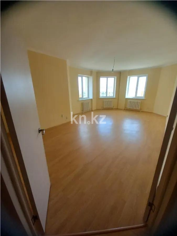 Продажа 2-комнатной квартиры, 90 м², пр. Улы Дала, дом  55 - Продажа квартир в Казахстане фото 1 из 5