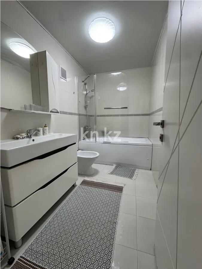 Продажа 3-комнатной квартиры, 90 м², мкр-н. Самал, дом  4 в Астане - фото 5