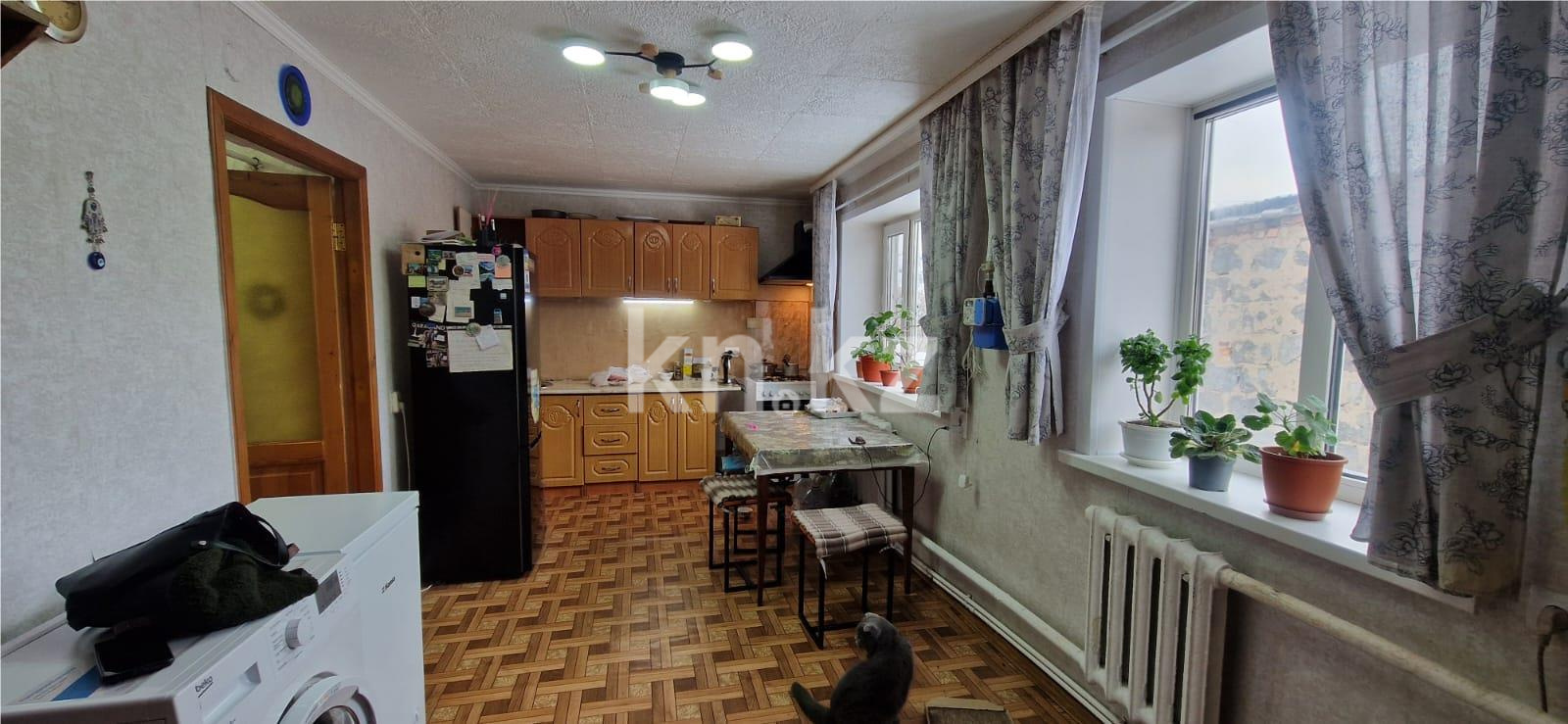 Продажа 4-комнатного дома, 64 м² - Недвижимость в Караганде - страница 2 фото 13 из 21