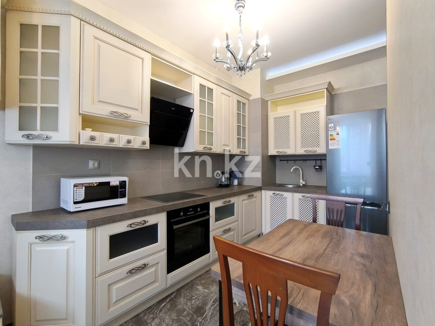 Аренда 2-комнатной квартиры, 70 м² - Аренда квартир помесячно в Алматы фото 1 из 24