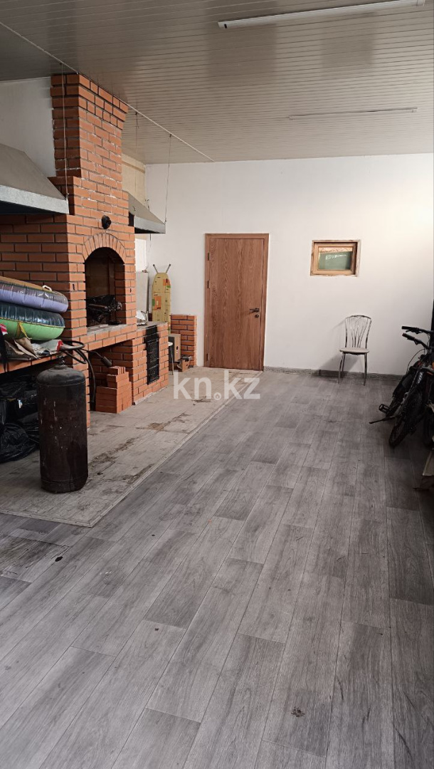 Продажа 5-комнатного дома, 300 м² - Продажа домов, коттеджей в Казахстане - страница 3 фото 17 из 21