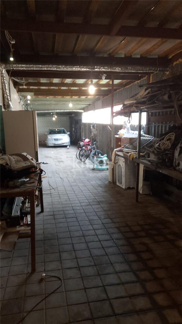 Продажа 7-комнатного дома, 215 м², ул. Сергея Лазо - Аренда квартир помесячно в Уральске фото 5 из 27