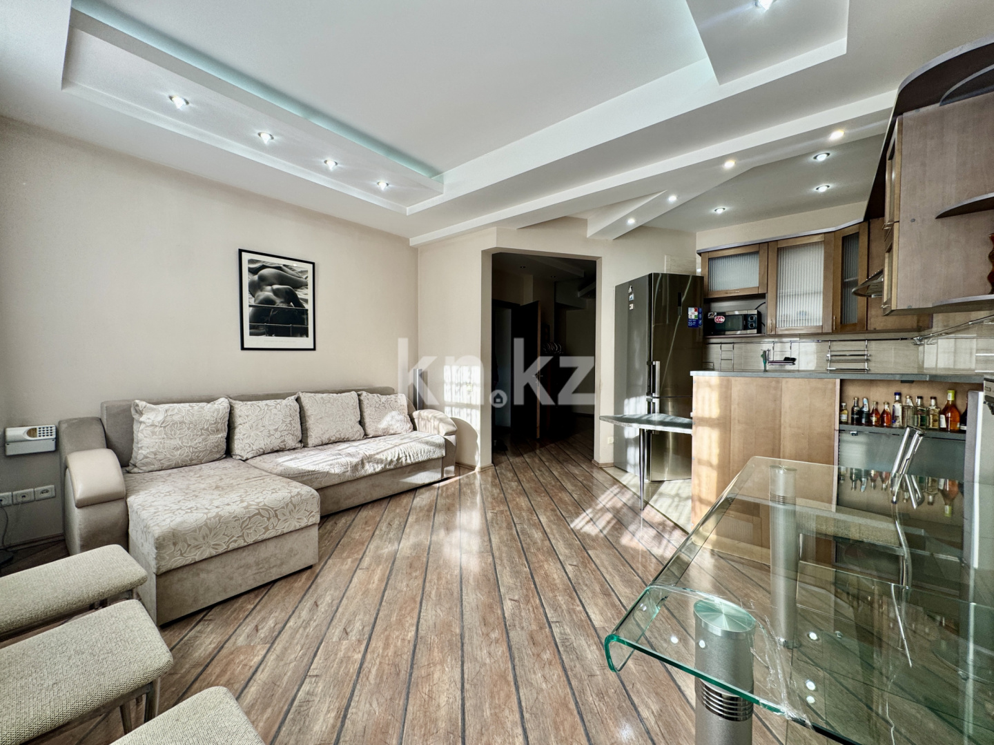 Продажа 3-комнатной квартиры, 66.2 м², ул. Абая, дом  26 - Продажа квартир в Караганде фото 5 из 23