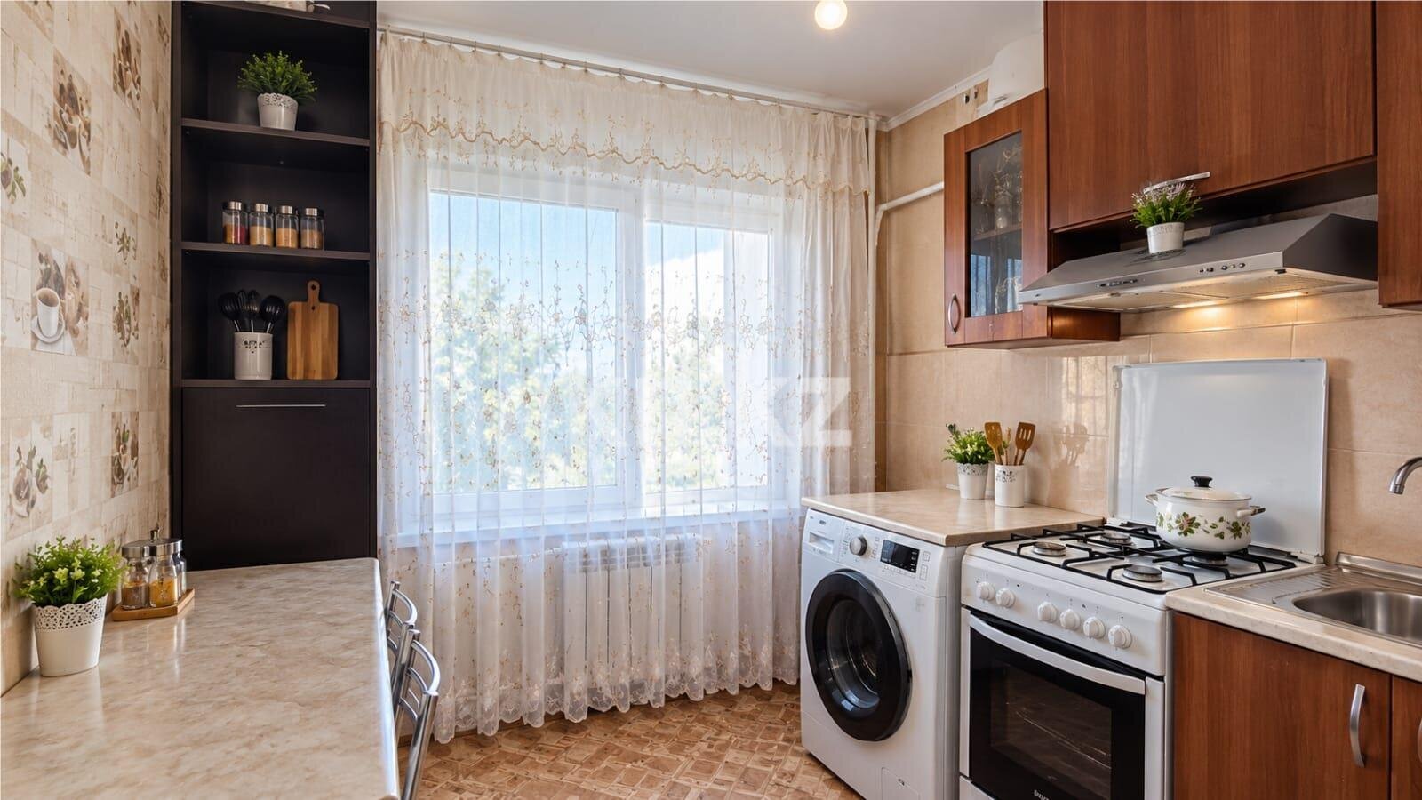 Продажа 4-комнатной квартиры, 61 м² в Караганде - фото 6