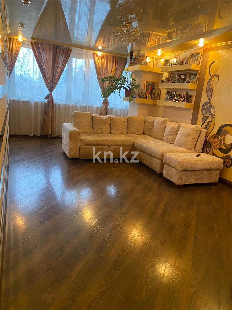 Продажа 3-комнатной квартиры, 65 м², мкр-н Орбита-1 - Продажа  трехкомнатных квартир в Караганде фото 1 из 16