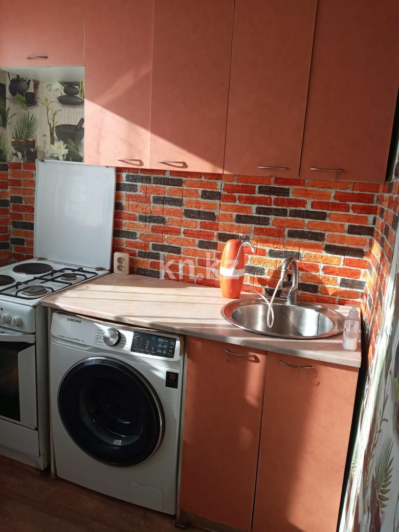 Продажа 3-комнатной квартиры, 62 м², мкр-н 15, дом  3а - Продажа  трехкомнатных квартир в Караганде без посредников с фото фото 2 из 2