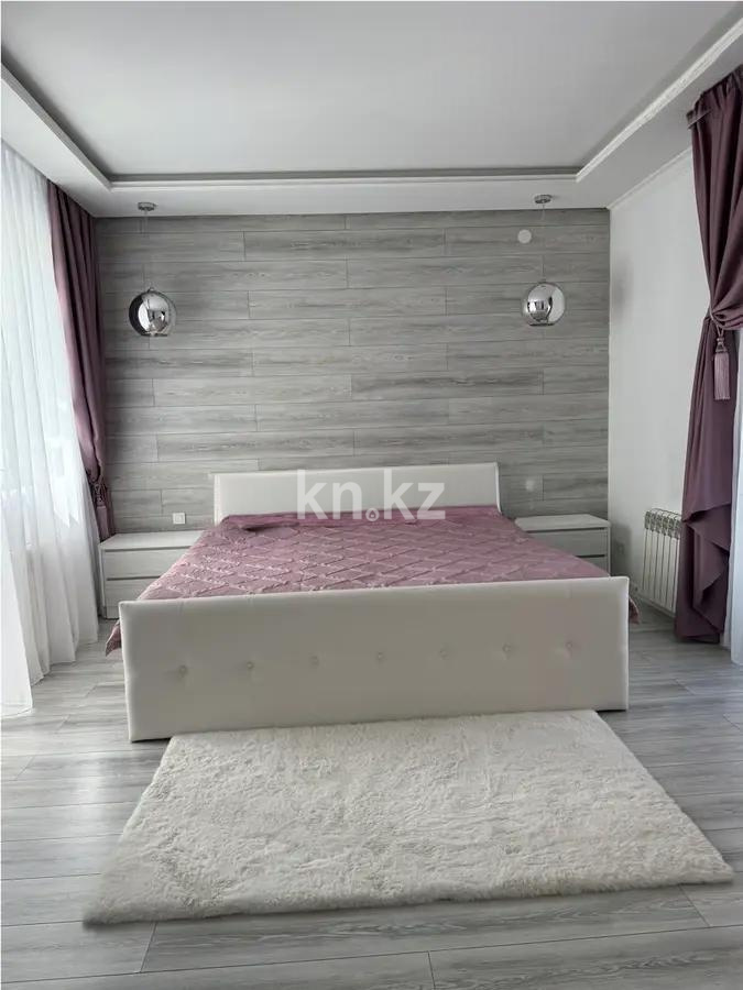 Продажа 4-комнатной квартиры, 105.5 м², ул. Кенесары хана, дом  54/22 в Алматы - фото 2