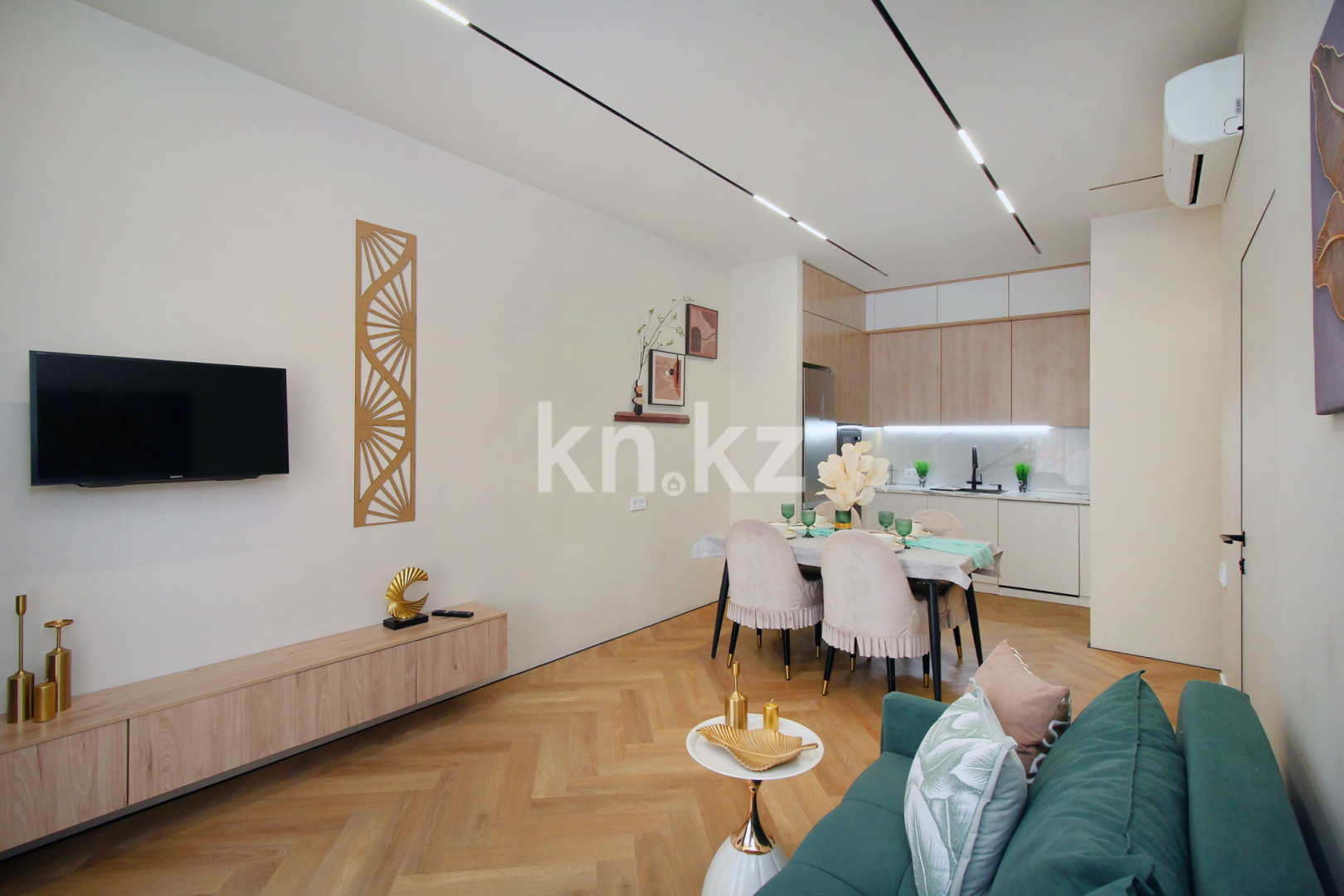 Аренда 3-комнатной квартиры посуточно, 65 м² - Аренда трехкомнатных квартир посуточно в Алматы фото 28 из 32