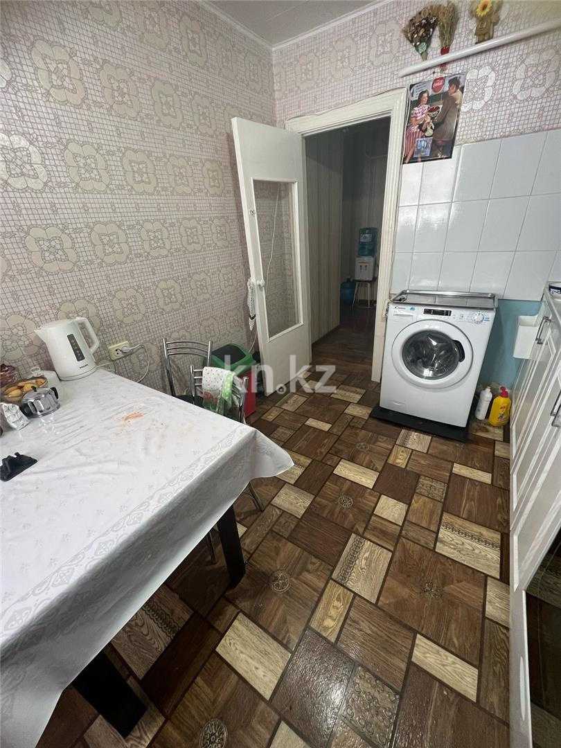 Продажа 4-комнатной квартиры, 77 м², пр. Республики - Продажа  четырехкомнатных квартир в Караганде фото 10 из 17