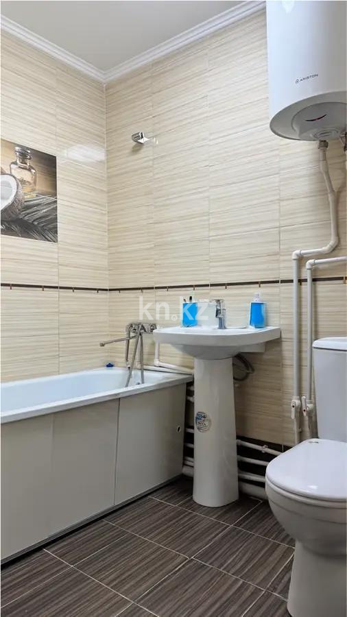 Продажа 2-комнатной квартиры, 42 м², мкр-н 16, дом  22 - Продажа квартир в Караганде фото 4 из 5