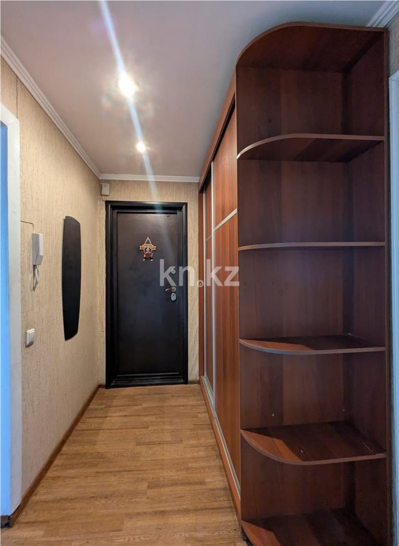 Продажа 3-комнатной квартиры, 66 м² - Продажа квартир в панельном доме в Караганде - страница 3 фото 16 из 17