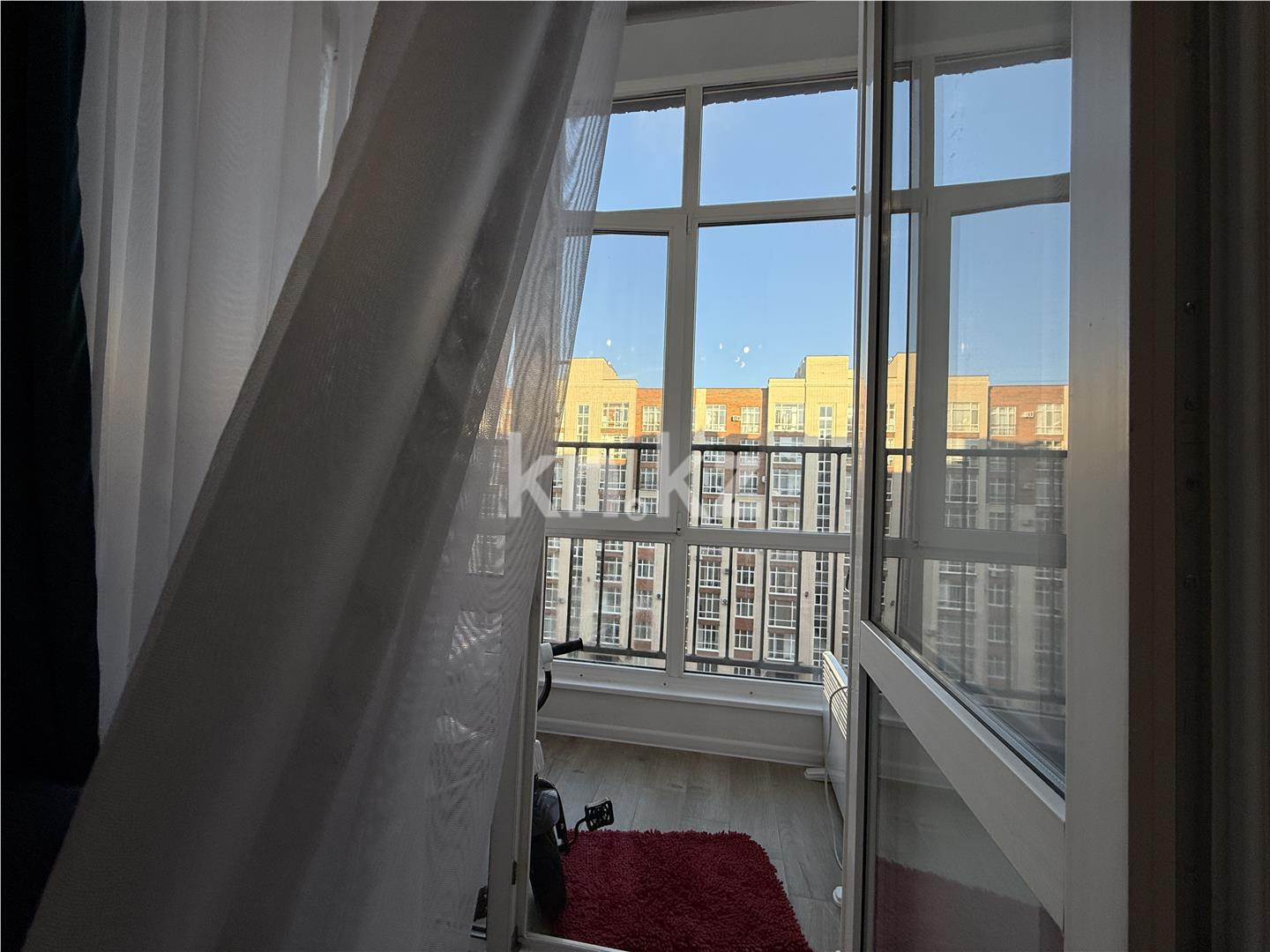 Продажа 3-комнатной квартиры, 91 м², ул. Ашимова - Продажа  трехкомнатных квартир в Караганде фото 11 из 26
