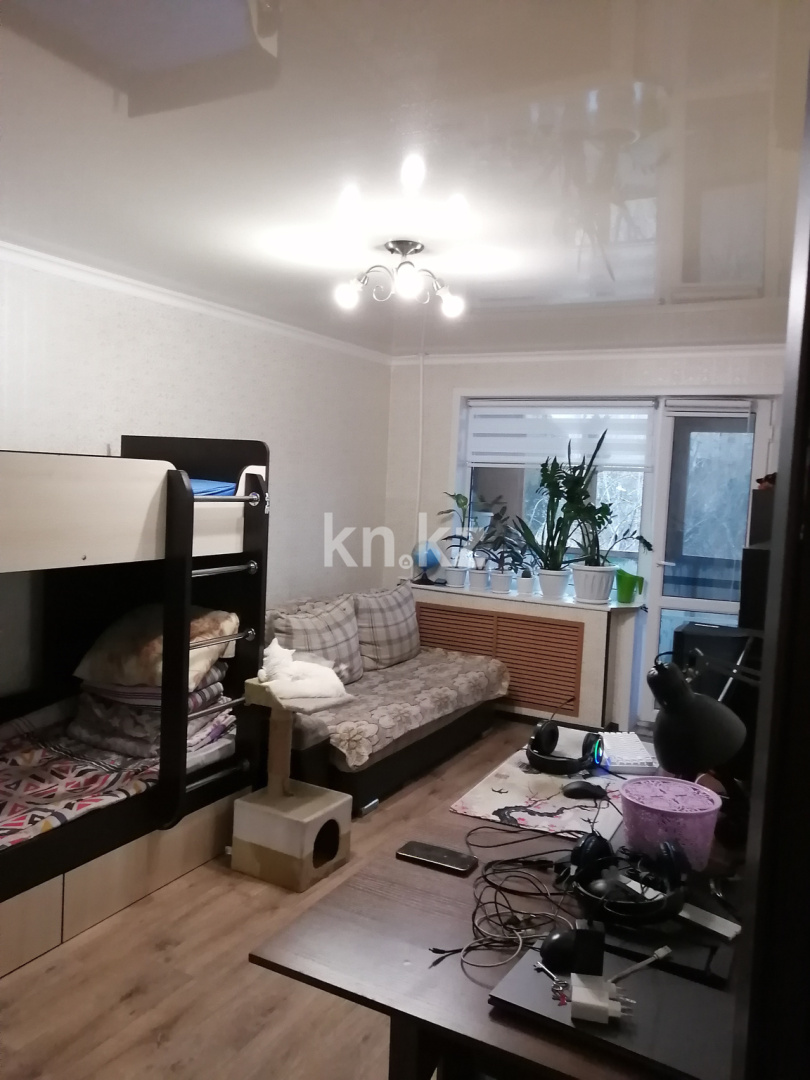 Продажа 1-комнатной квартиры, 32 м², проспект Республики, дом  6 в Караганде - фото 2