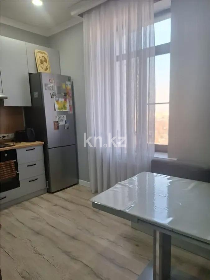 Продажа 3-комнатной квартиры, 72 м², ул. Варламова, дом  1/3а в Алматы - фото 3