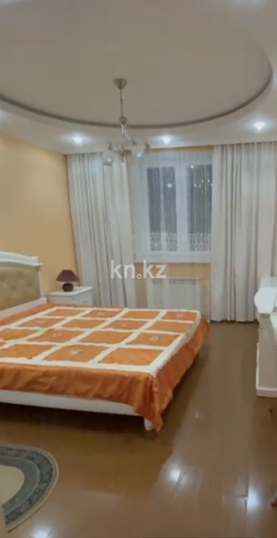 Аренда 3-комнатной квартиры, 115 м², ул. Хусаинова, дом  225 - Аренда  трехкомнатных квартир помесячно в Алматы фото 4 из 7