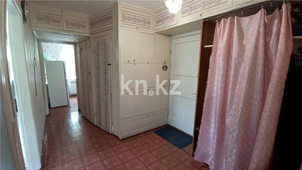 Продажа 3-комнатной квартиры, 63 м², пр. Металлургов в Темиртау - фото 9
