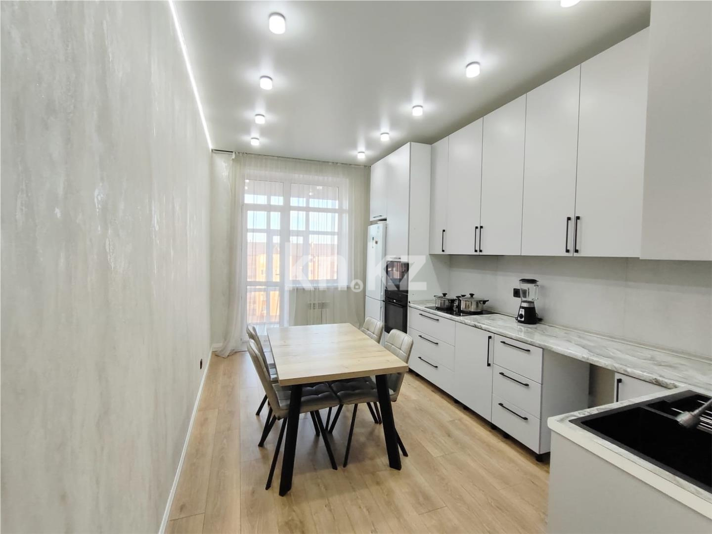 Продажа 3-комнатной квартиры, 95 м², ул. Муканова - Продажа квартир в Караганде фото 7 из 14