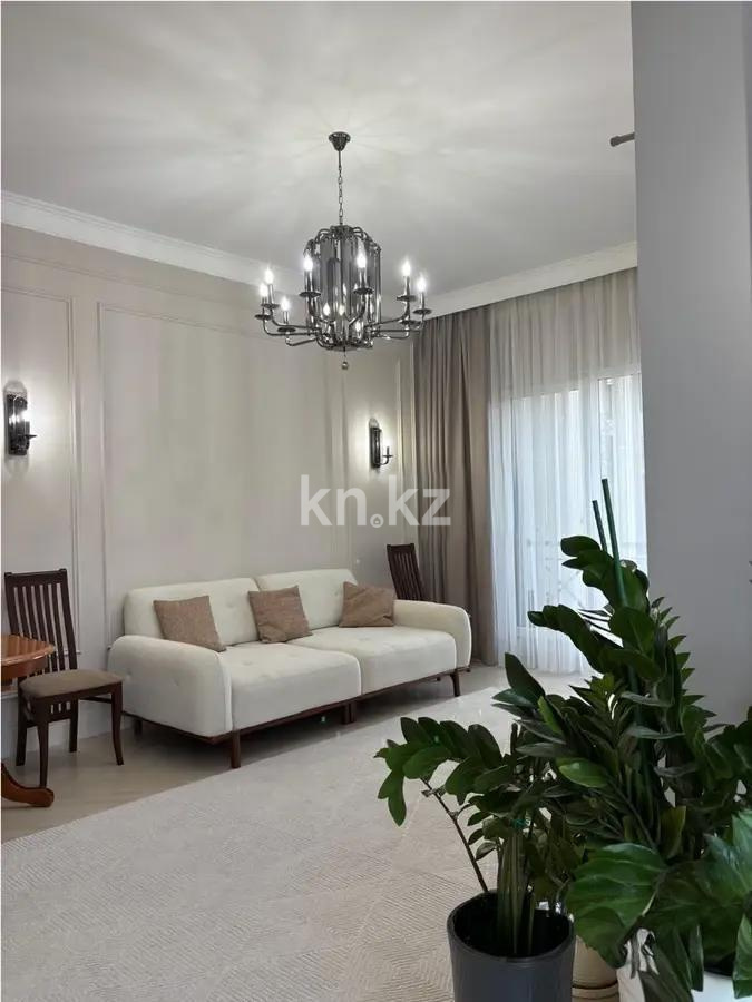 Продажа 3-комнатной квартиры, 136 м², мкр-н Акжар, дом  3/10 - Продажа квартир в Алматы фото 1 из 5