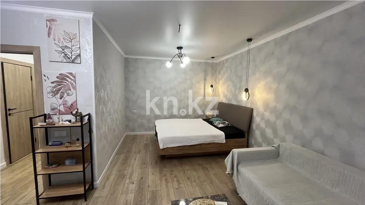 Продажа 1-комнатной квартиры, 41 м², мкр. Голубые Пруды, дом  3/2 - Продажа  однокомнатных квартир в Караганде с фото фото 2 из 5