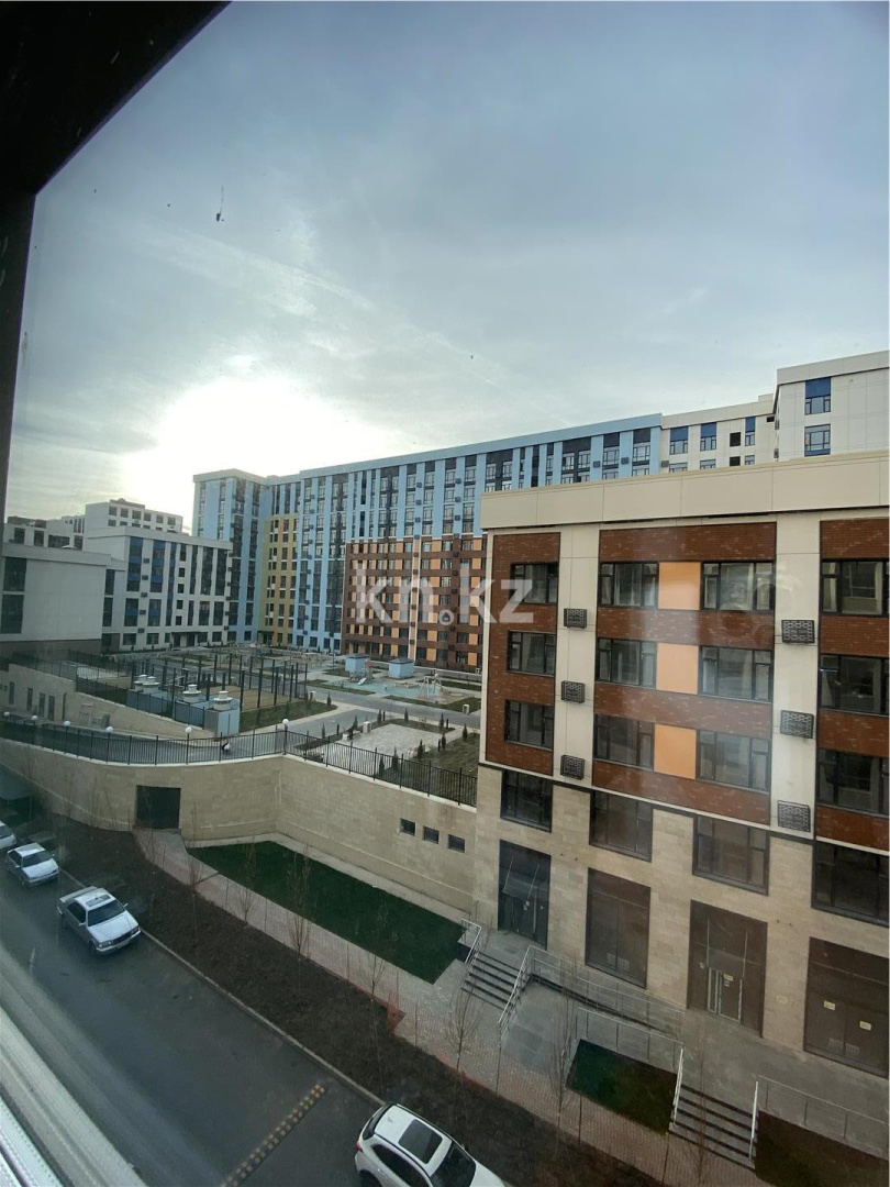 Продажа 2-комнатной квартиры, 62.4 м², ул. Райымбек батыра в Астане - фото 11