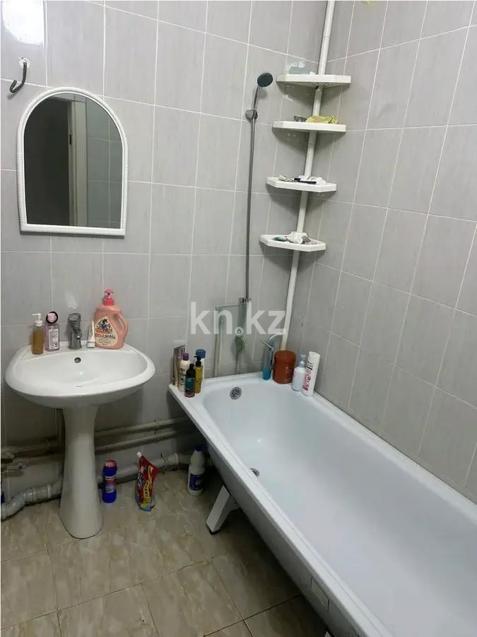 Продажа 3-комнатной квартиры, 71 м², мкр-н Дарабоз, дом  25 в Алматы - фото 3