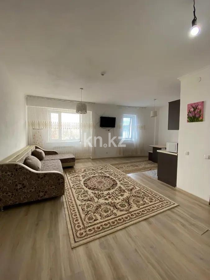Продажа 1-комнатной квартиры, 37 м², ул. Кургальжинское шоссе, дом  23/1 - Продажа квартир в Астане без посредников фото 1 из 3