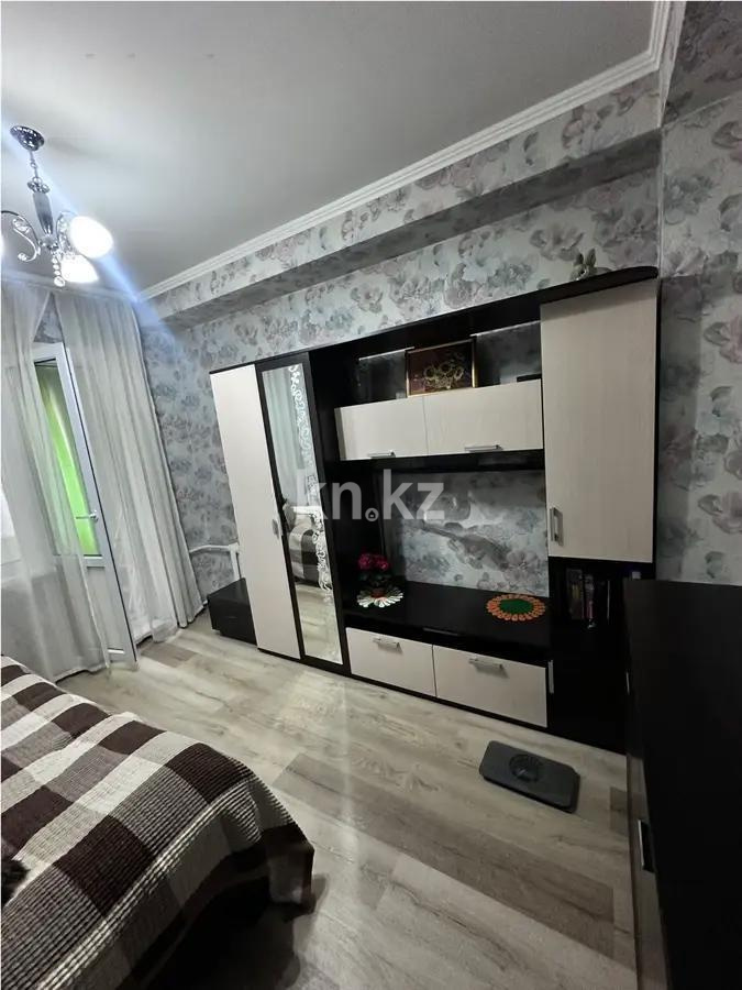 Продажа 3-комнатной квартиры, 68.8 м², мкр-н Аксай-1, дом  4б в Алматы - фото 2