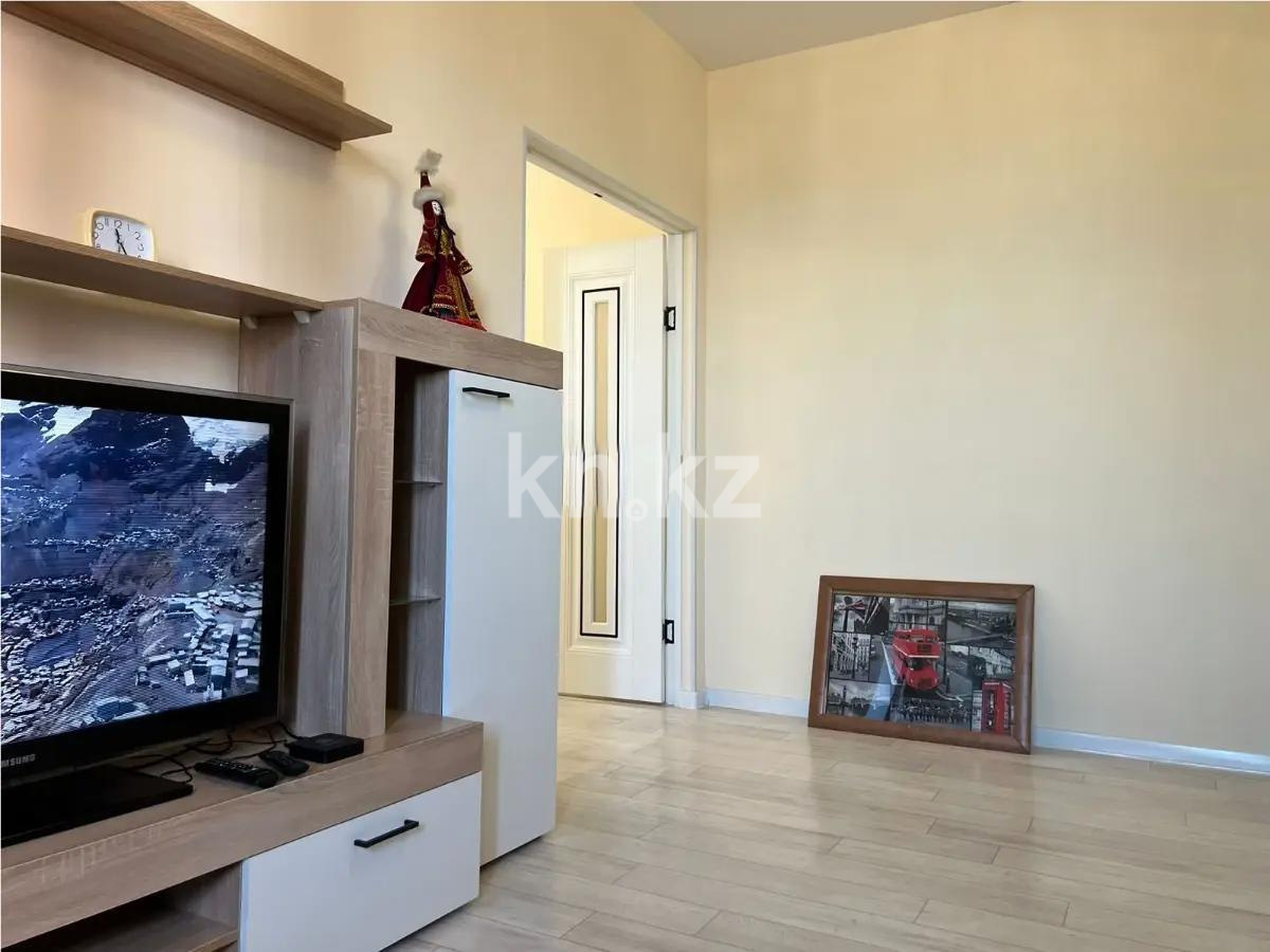 Продажа 1-комнатной квартиры, 42 м², ул. Валиханова, дом  5 - Продажа квартир в Казахстане фото 1 из 3