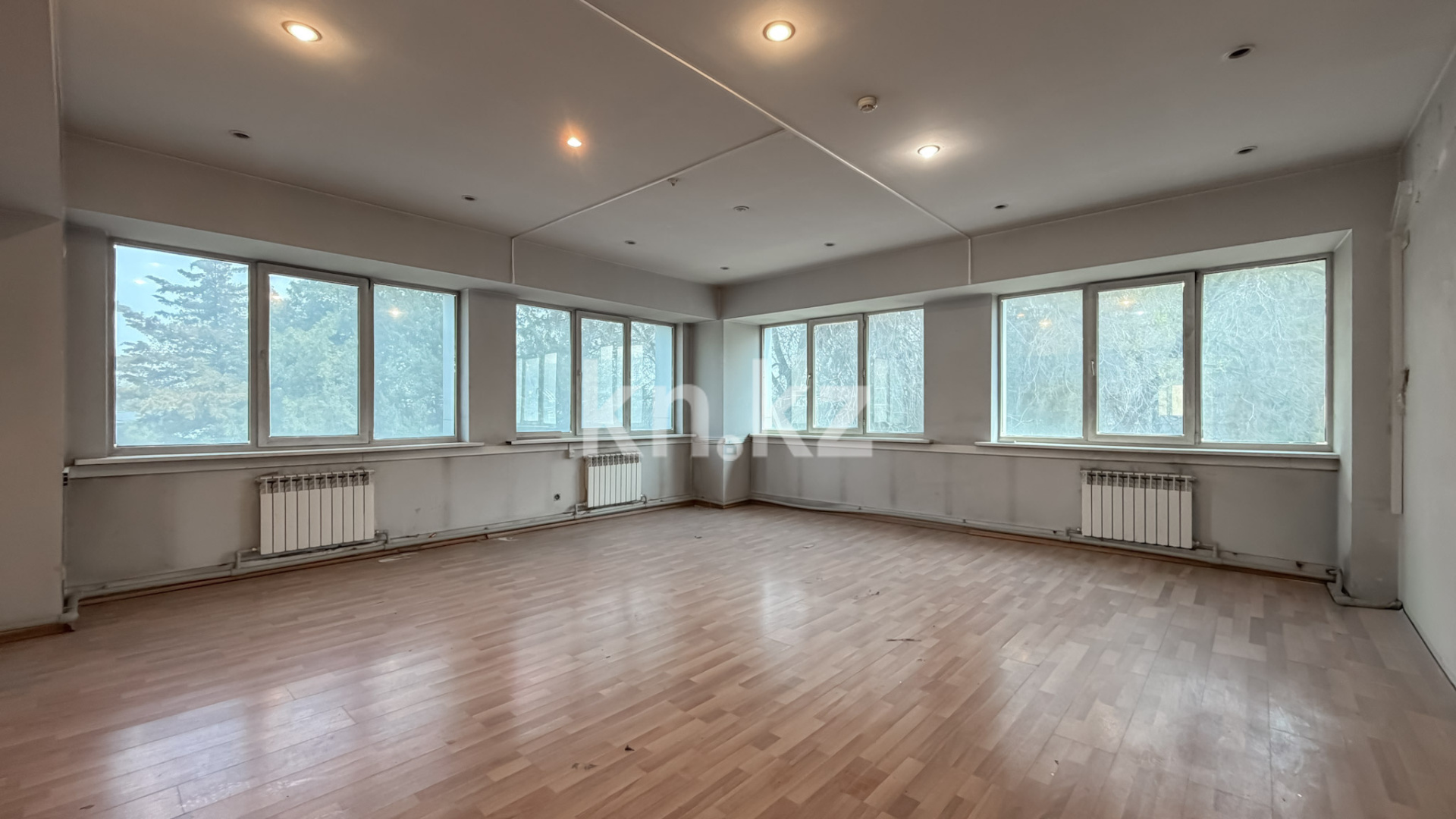 Продажа помещения, 911 м² - Продажа офисных и торговых помещений в Казахстане - страница 2 фото 22 из 40