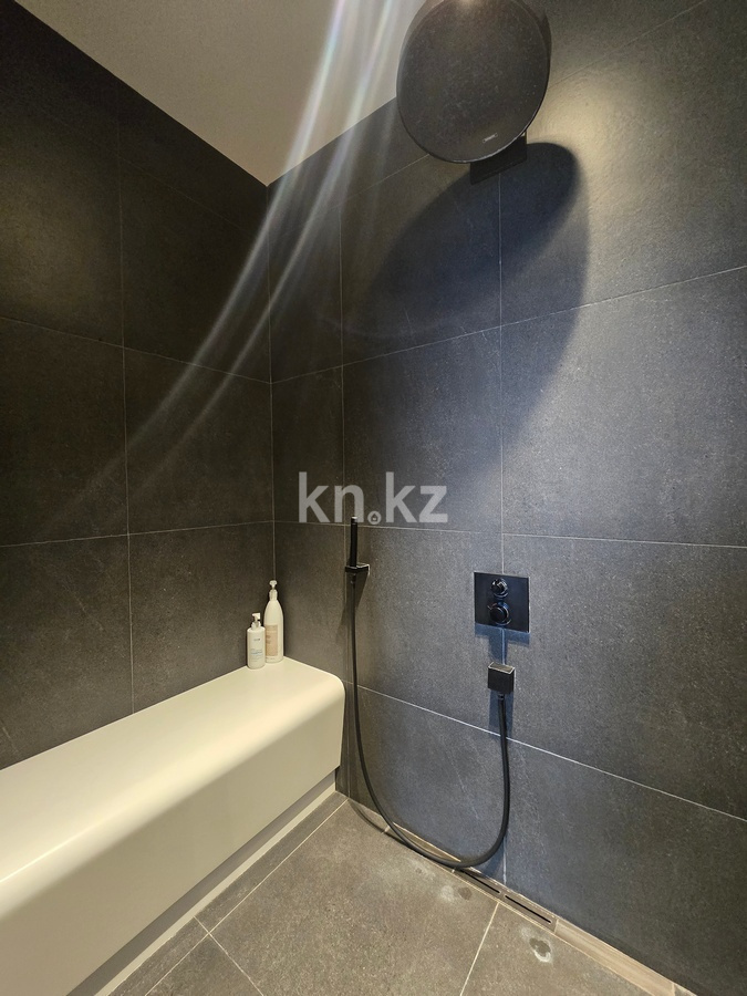 Продажа 6-комнатной квартиры, 269 м² - Продажа  пятикомнатных квартир в Алматы - страница 2 фото 24 из 39