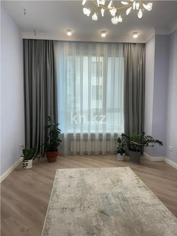 Продажа 5-комнатной квартиры, 214.8 м² в Астане - фото 4