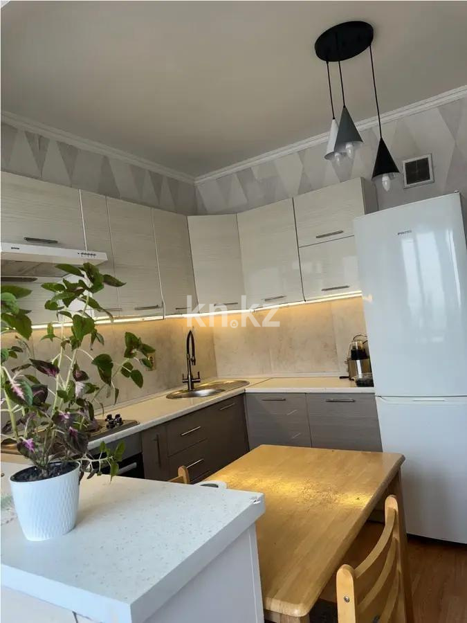 Продажа 1-комнатной квартиры, 49 м², мкр-н Нуркент, дом  46 в Алматы - фото 5