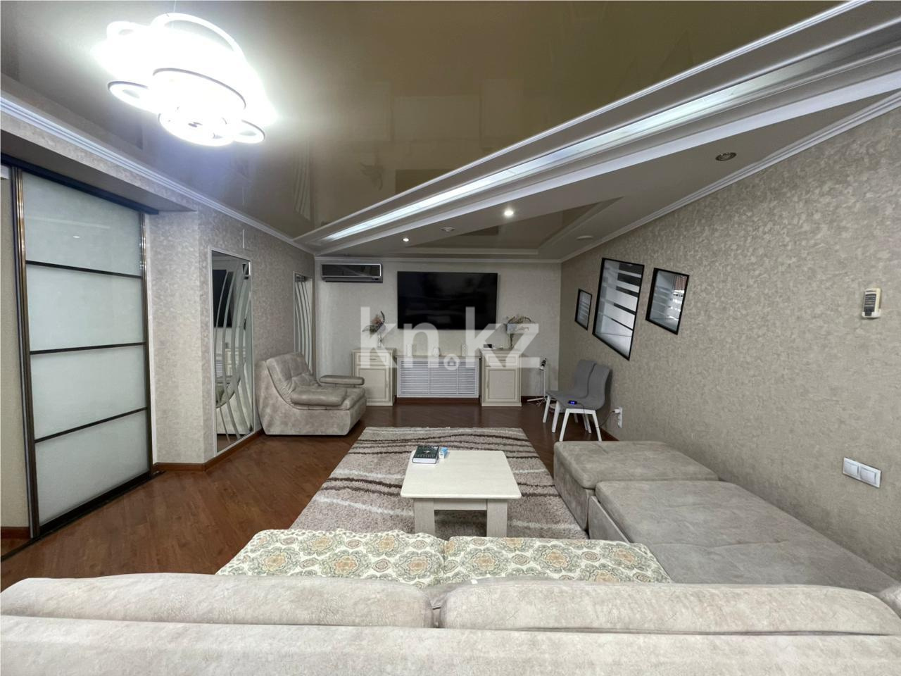 Продажа 4-комнатной квартиры, 178 м² в Караганде