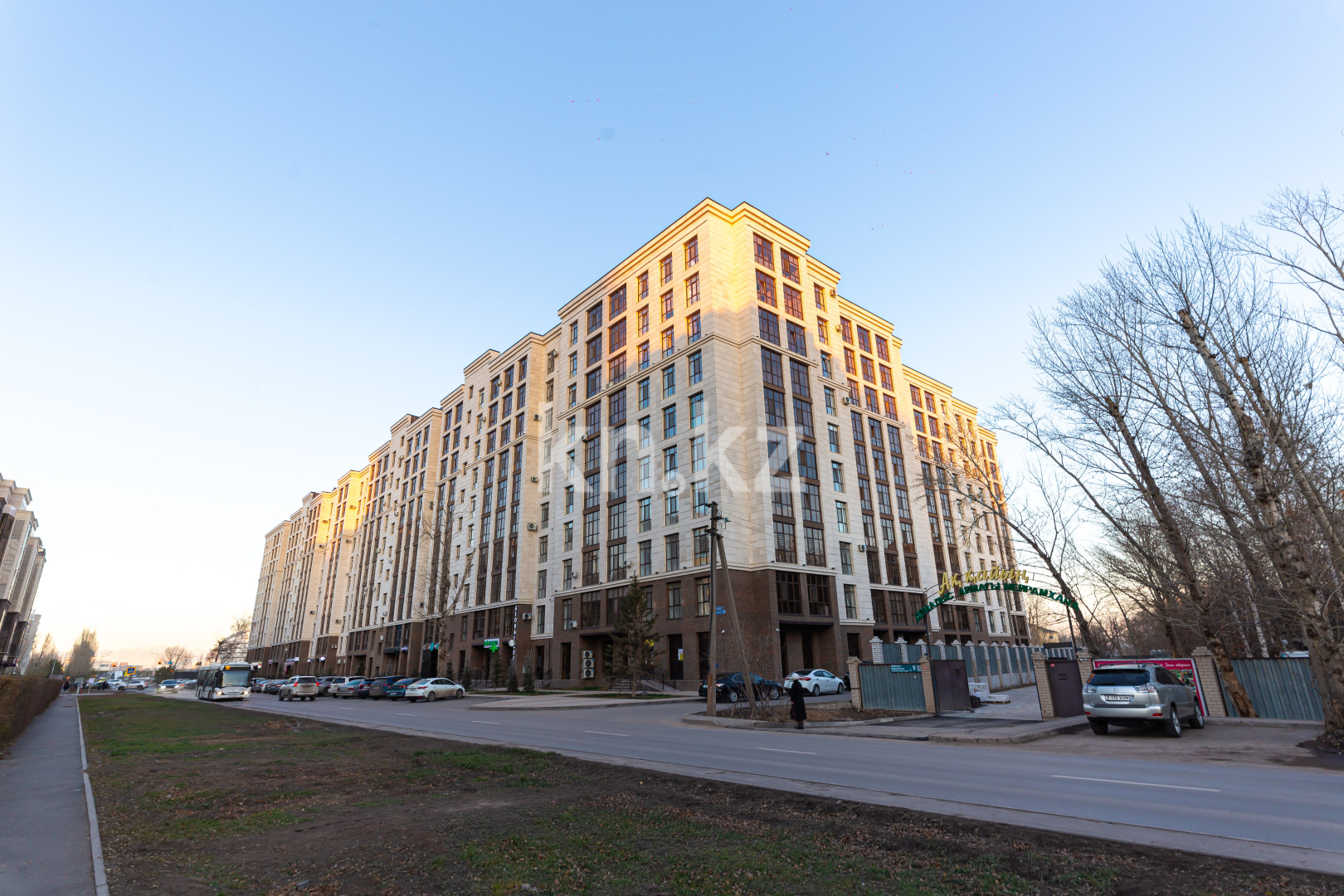 Продажа 2-комнатной квартиры, 65 м², ул. Бокейхана, дом  3Б в Астане - фото 3