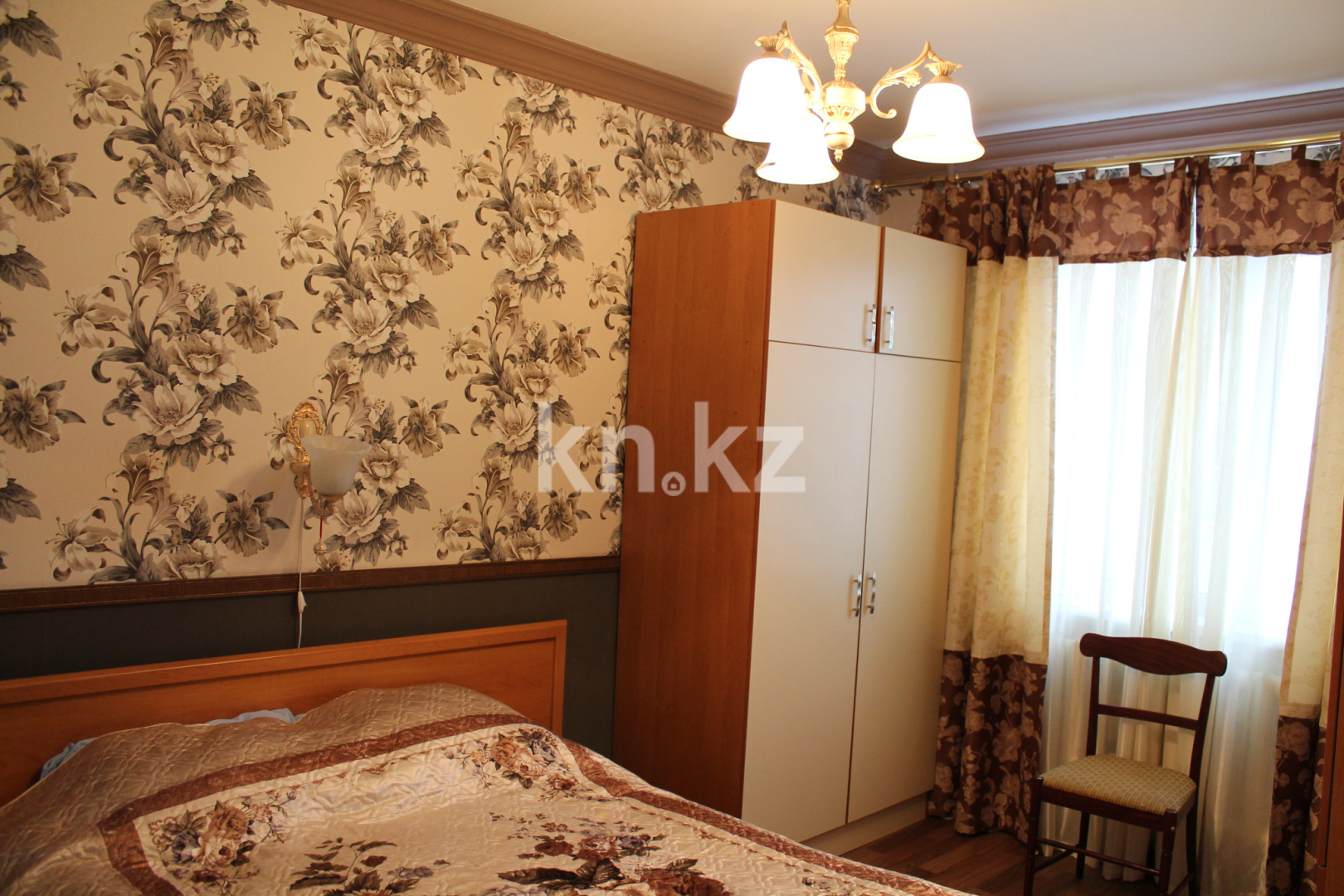 Продажа 4-комнатной квартиры, 76 м², мкр-н Гульдер-1, дом  18 - Продажа  четырехкомнатных квартир в Караганде фото 2 из 15