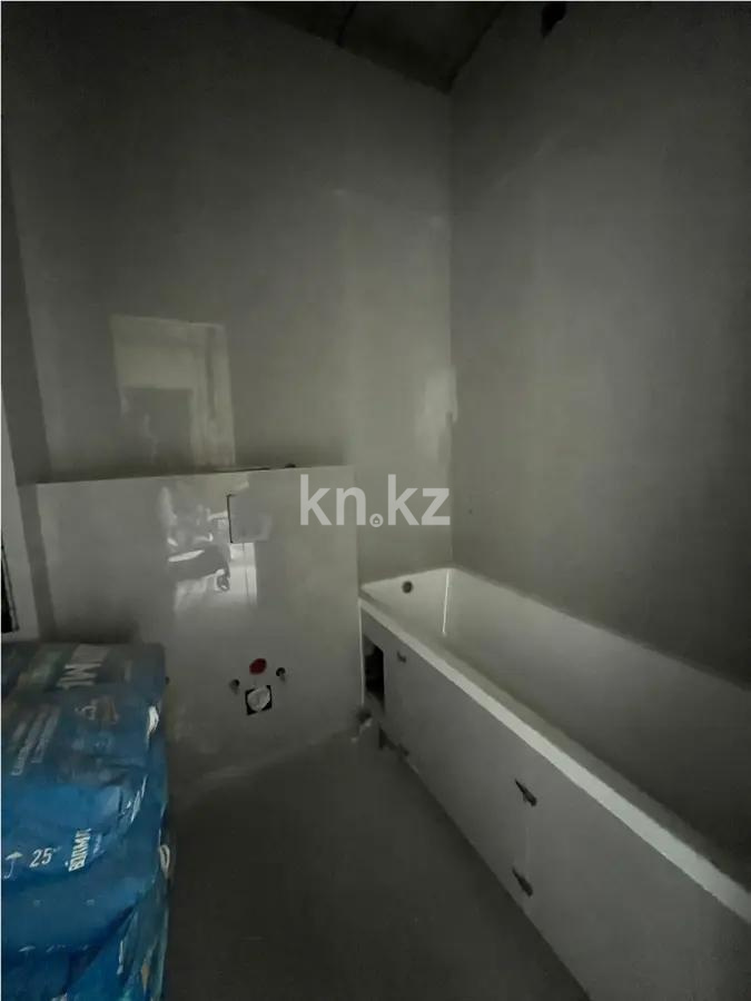 Продажа 2-комнатной квартиры, 60 м², ул. Казыбек би, дом  7/1 в Астане - фото 4