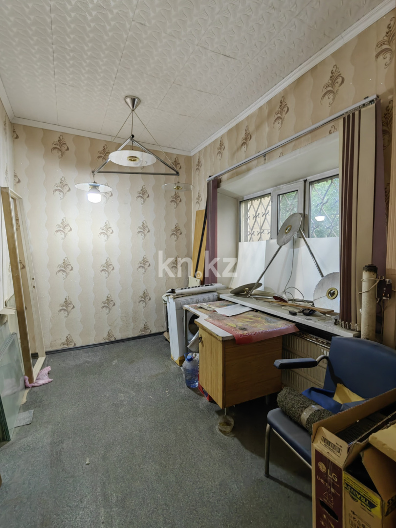 Продажа , 60 м², пр. Бухар-жырау, дом  96 - Продажа офисных и торговых помещений в Караганде фото 10 из 21
