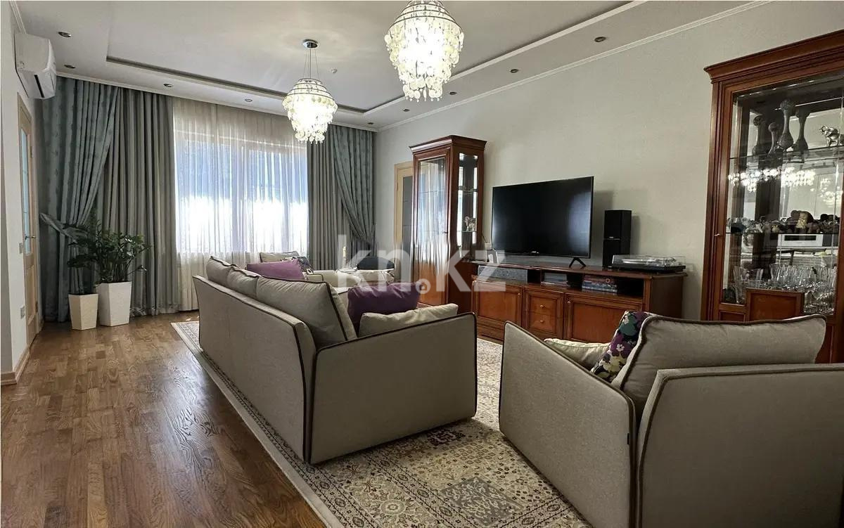 Продажа 3-комнатной квартиры, 130 м², ул. Ходжанова, дом  78 - Продажа  двухкомнатных, трехкомнатных квартир в Алматы без посредников с фото фото 1 из 8
