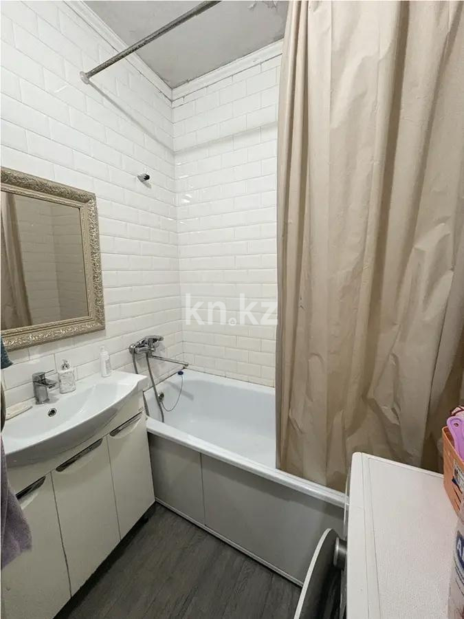 Продажа 3-комнатной квартиры, 75 м², ул. Розыбакиева, дом  33 в Алматы - фото 4