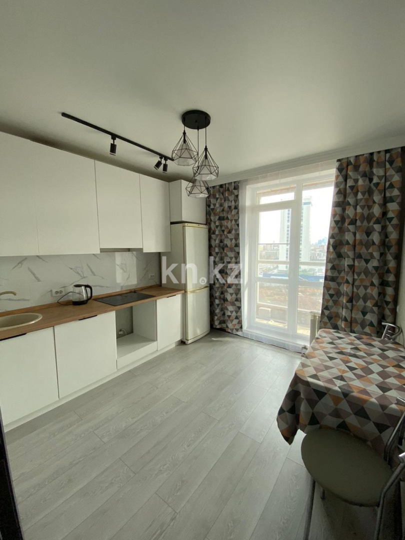 Аренда 1-комнатной квартиры, 45 м² - Аренда квартир помесячно в Астане фото 1 из 12