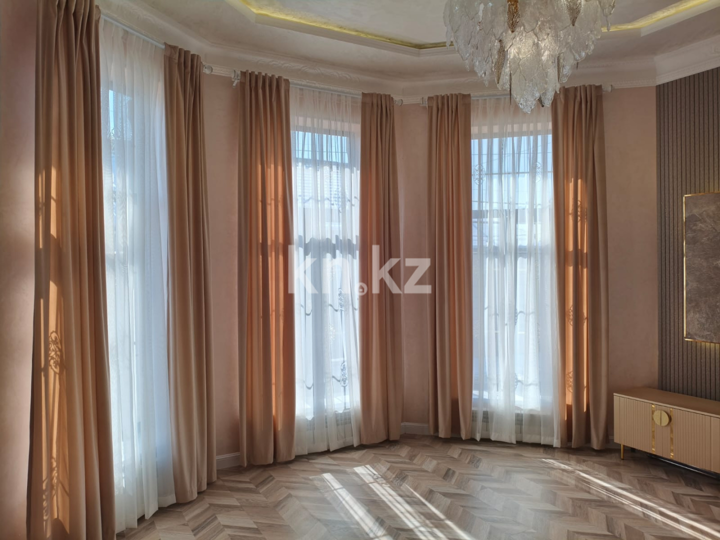 Продажа 5-комнатного дома, 252 м² в Алматы - фото 10