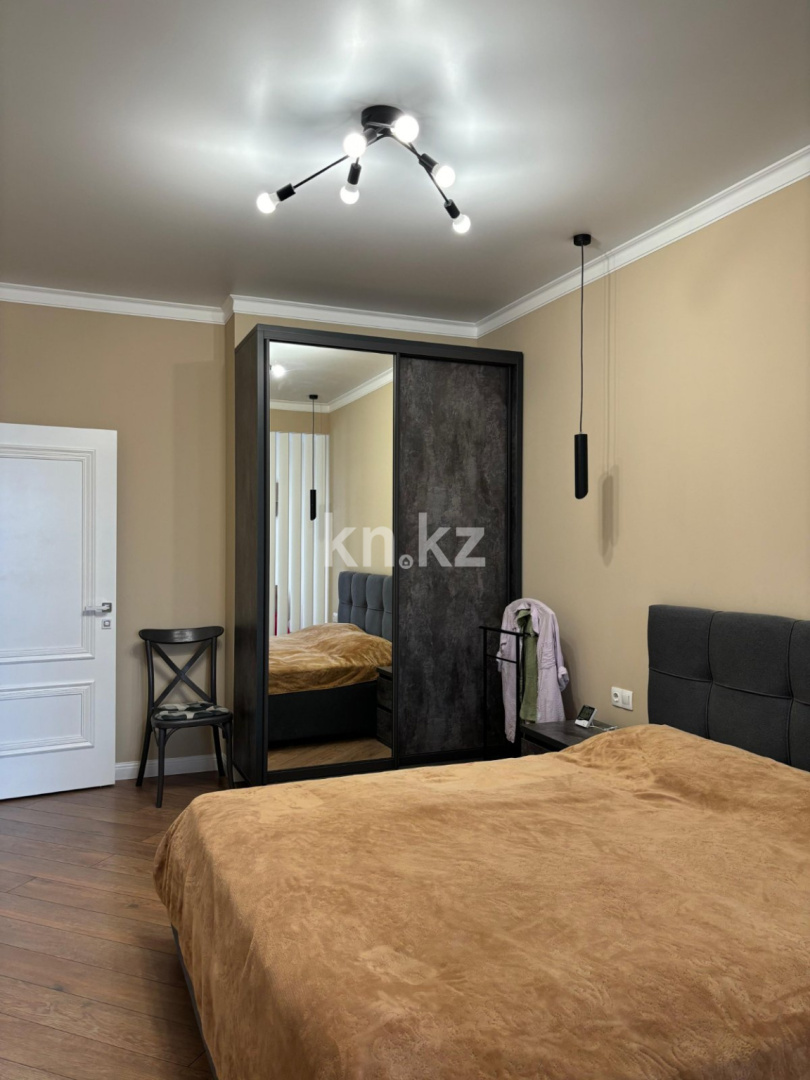 Продажа 2-комнатной квартиры, 74.1 м², ул. Бегалина в Алматы - фото 27